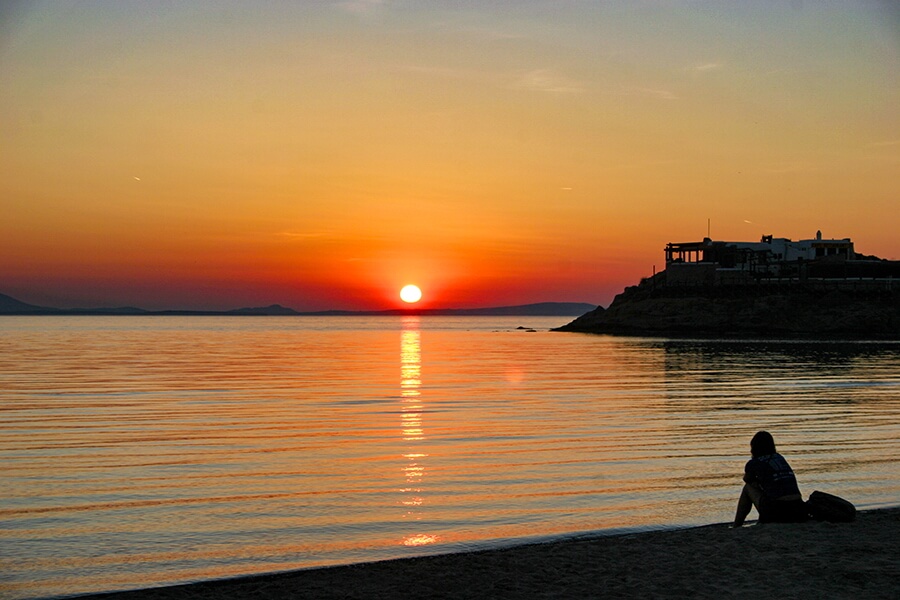 agios georgios beach naxos