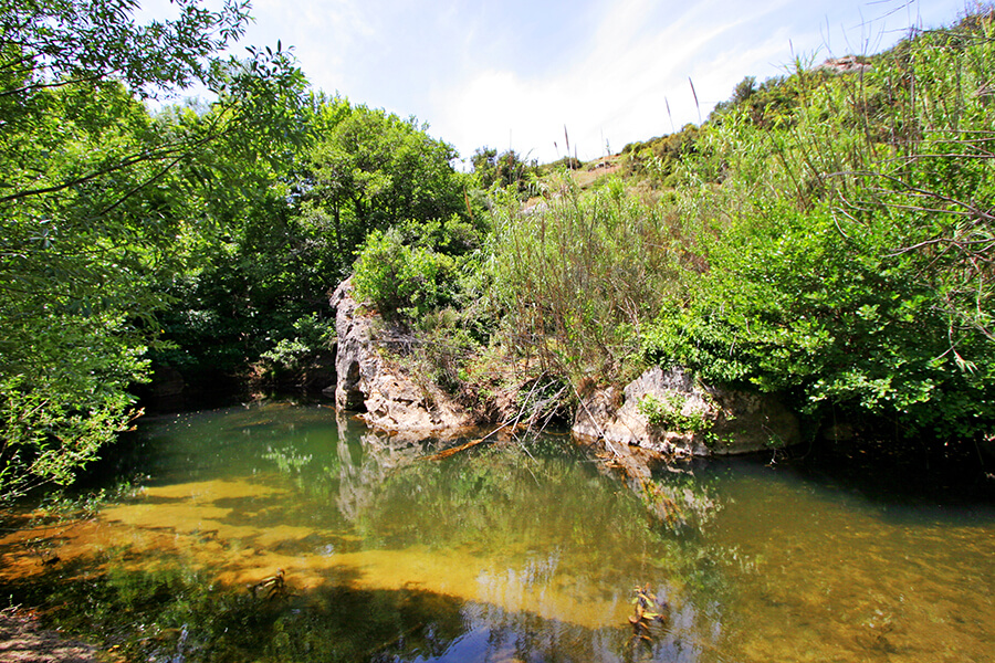 hiking in naxos