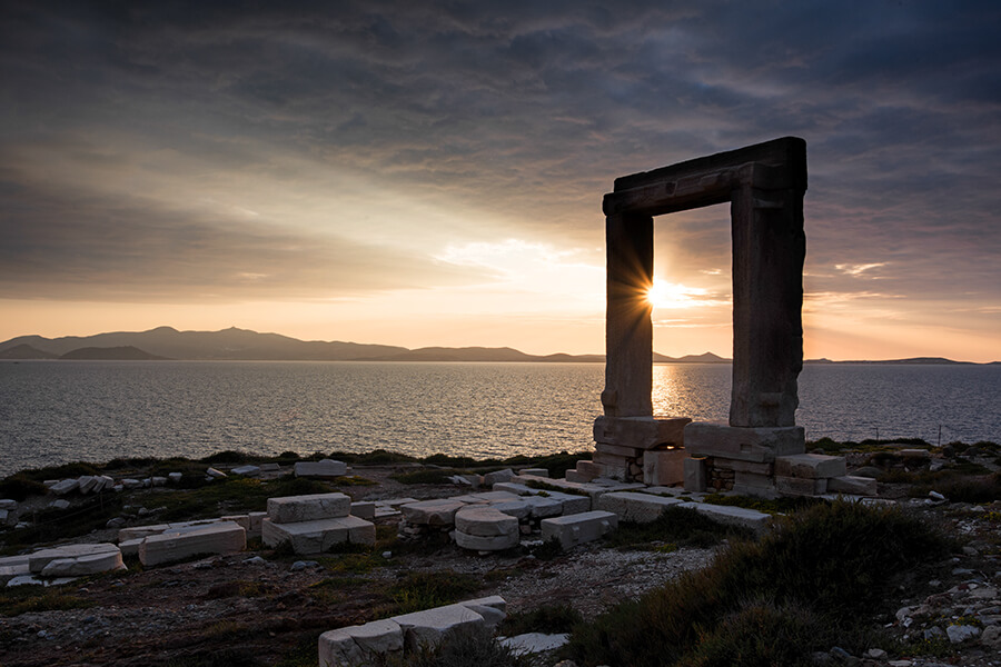 portara in naxos